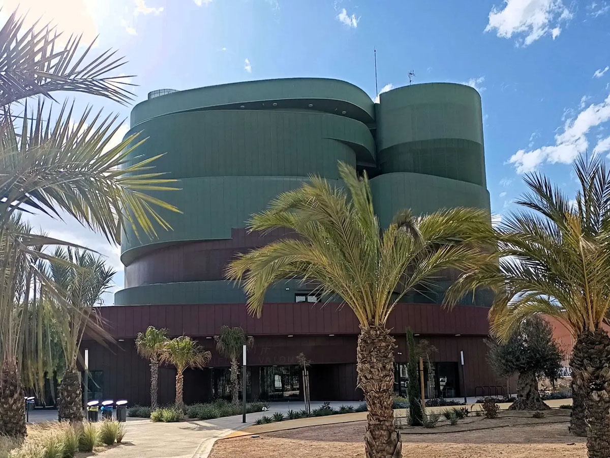 Edificio La Valona de la UMH de Elche