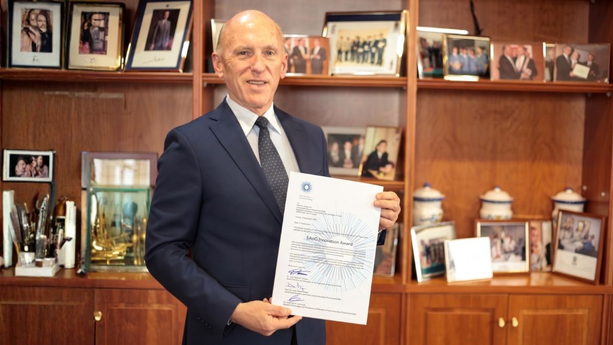 La Academia Suiza de Oftalmología distingue a Jorge Alió con el Premio a la Innovación