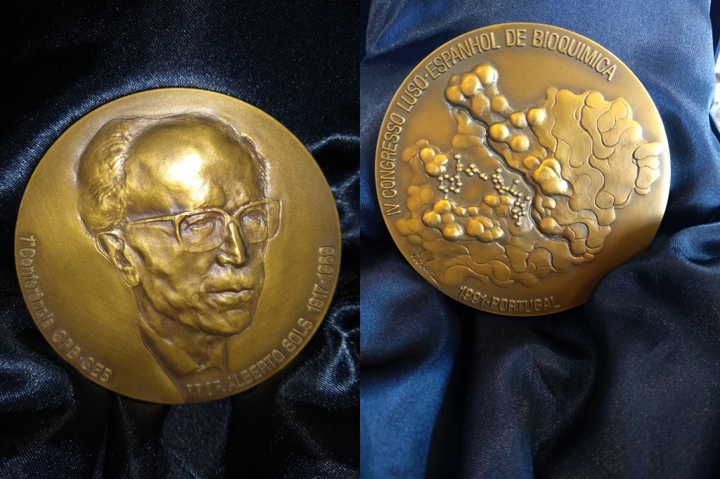 Medalla del IV Congreso LusoEspañol de Bioquímica Premios Alberto
