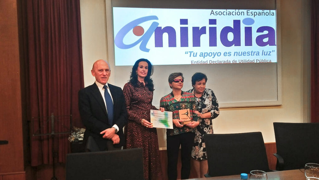 Reconocimiento Yolanda Asenjo Presidenta Asociación Española de Aniridia